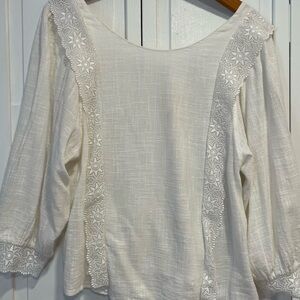 Sezane Cleo blouse with lace trim and button detail